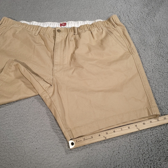 Levis Shorts Mens 44 XX Chino EZ Comfort Stretch Slash Pockets Twill Tan - Picture 6 of 12